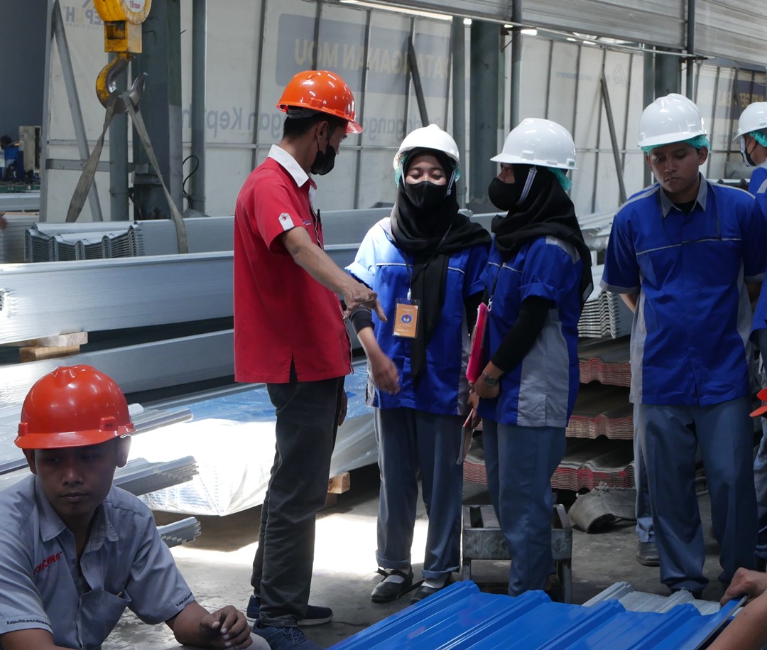 Pihak PT KKA Jelaskan Proses Produksi Atap (Penutup) Baja Ringan