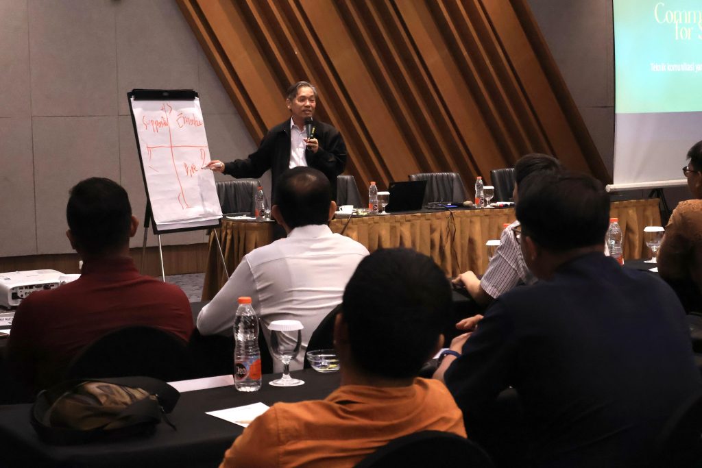 Pelatihan ‘Communication Selling’