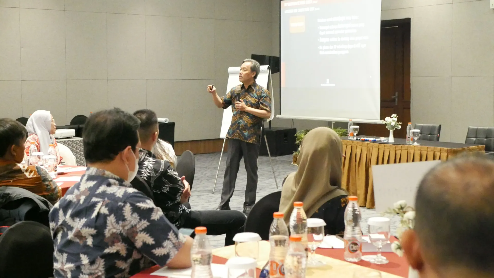 Pelatihan Kepemimpinan KENCANA Group